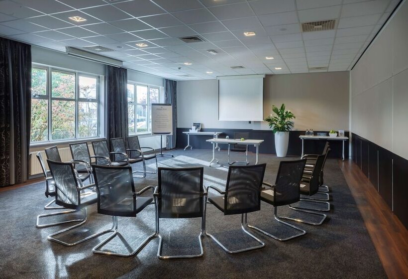 هتل Golden Tulip Ampt Van Nijkerk