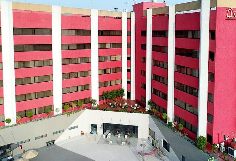 فندق Misión Toreo Centro De Convenciones