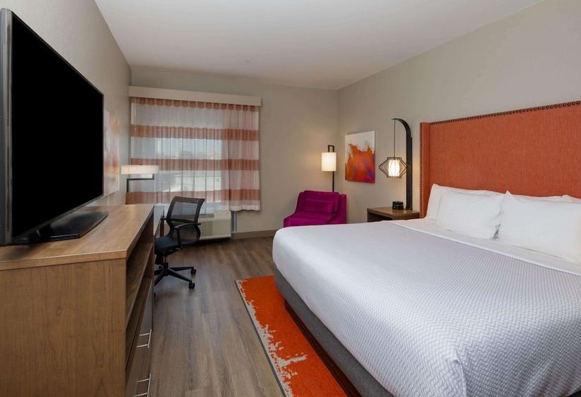 هتل La Quinta Inn & Suites By Wyndham Perry