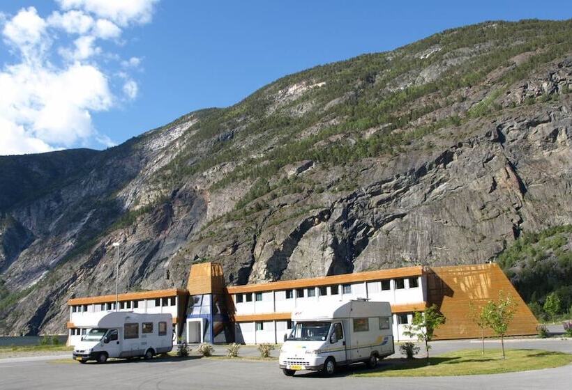호스텔 Lærdal Ferie  Og Fritidspark