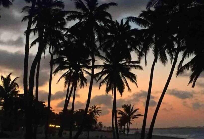 Bada Hostel & Kite School