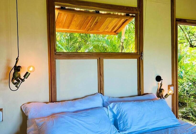 هتل Calamocha Lodge