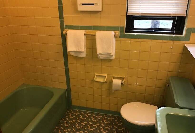 فندق على الطريق Scottish Inns