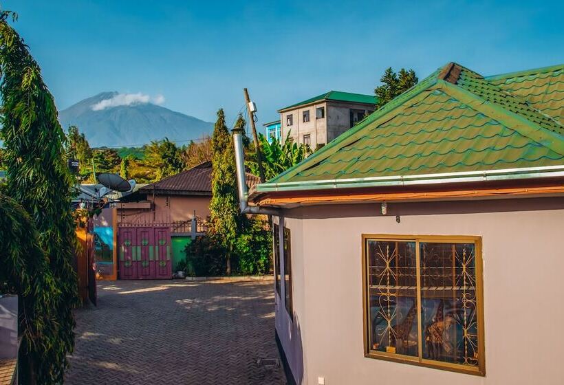 펜션 Arusha Giraffe Lodge
