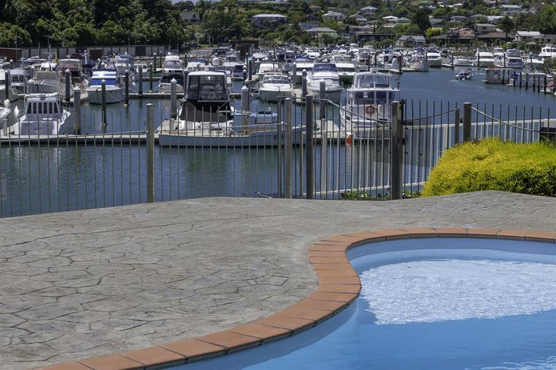 בית מלון כפרי Beachcomber Inn Picton