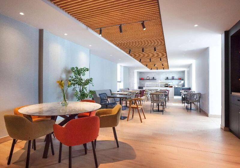 هتل Ibis Styles Den Haag Scheveningen