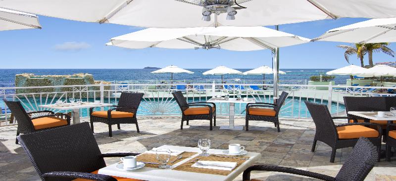 هتل Oyster Bay Beach Resort