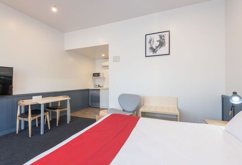 هتل Queen Street Studios