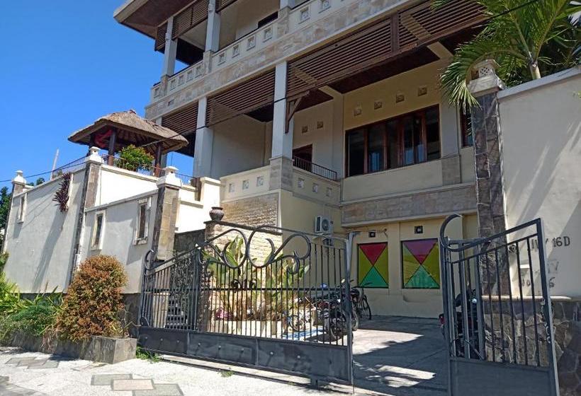 هاستل Sunrise Backpacker