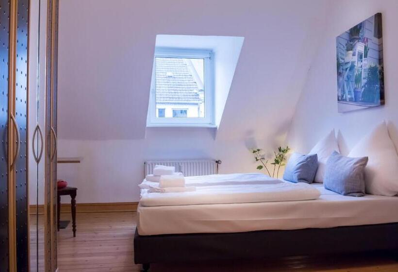 Dingdong Koblenz   City Apartments