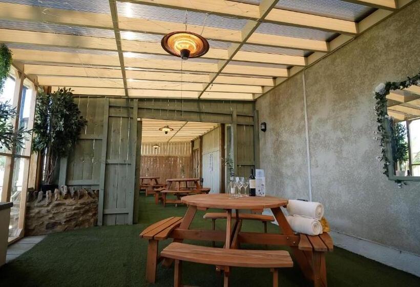 ペンション Thomas Wright House