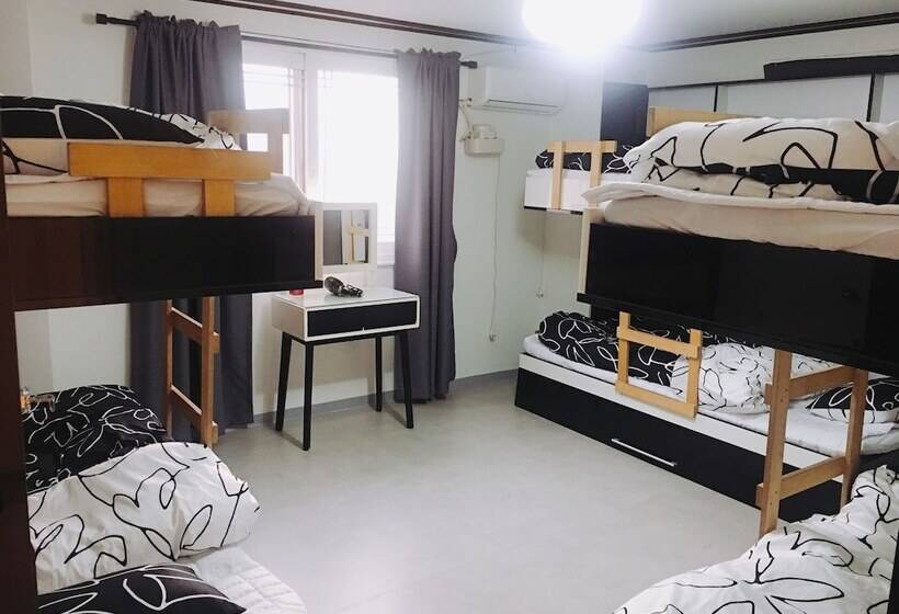 旅馆 Lux Guesthouse