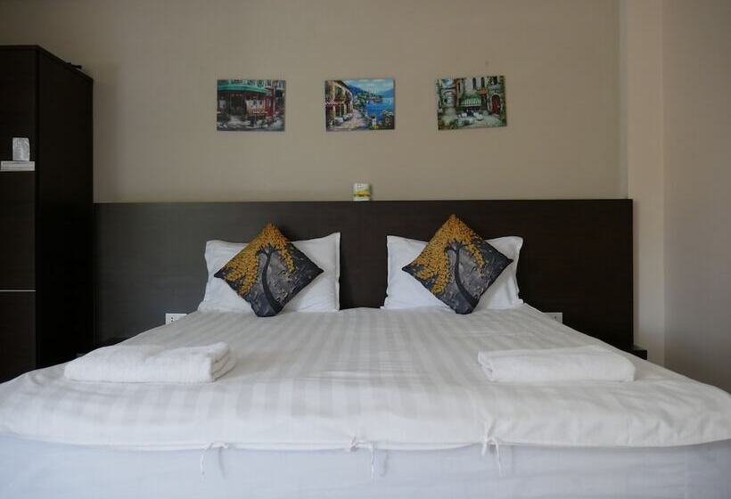 هتل Live Inn