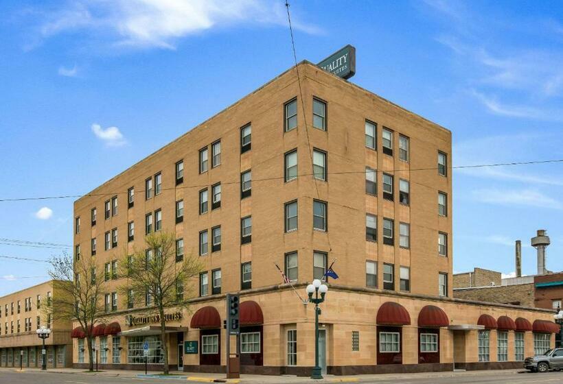 호텔 Quality Inn & Suites