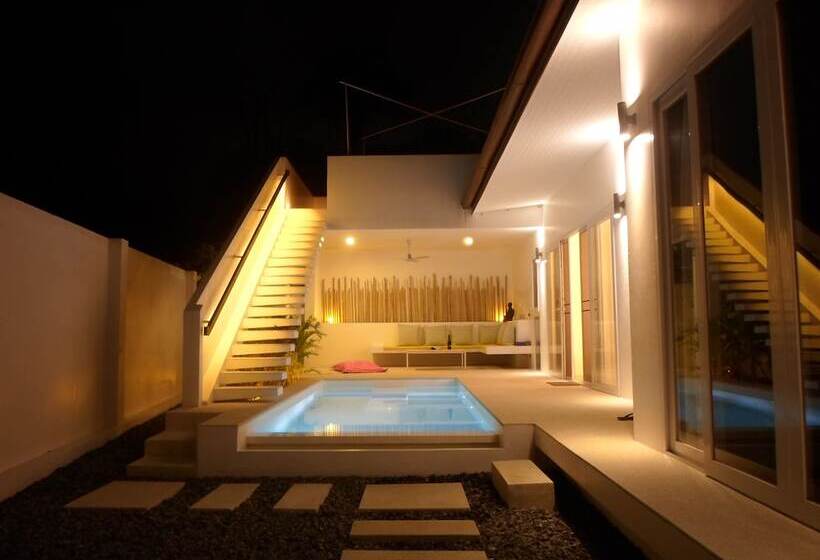 Chuan Chom Villas