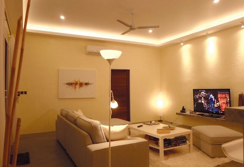 Chuan Chom Villas