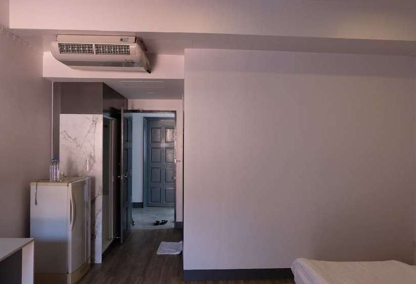 בית מלון כפרי Ai Aroon Apartment