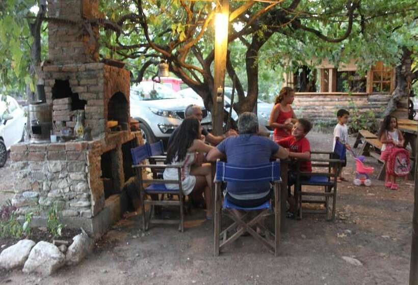 هتل Simurg Evleri Olympos