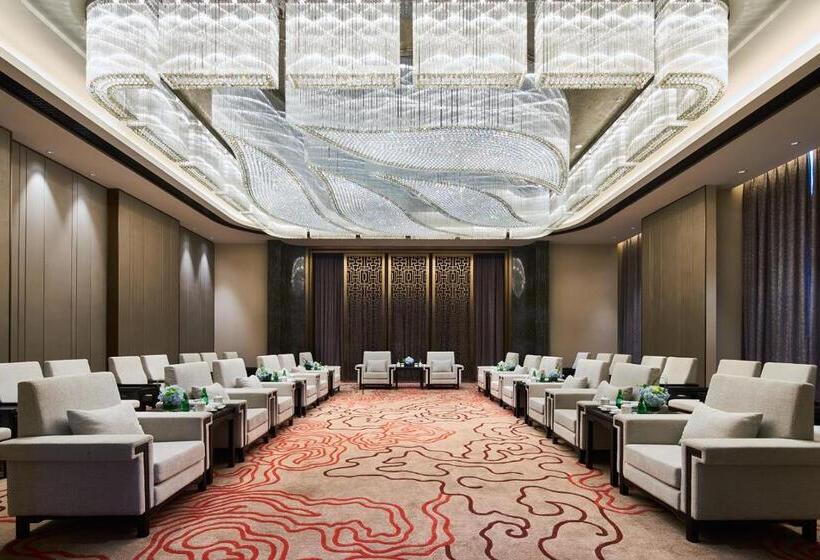 فندق Wanda Realm Qiqihar