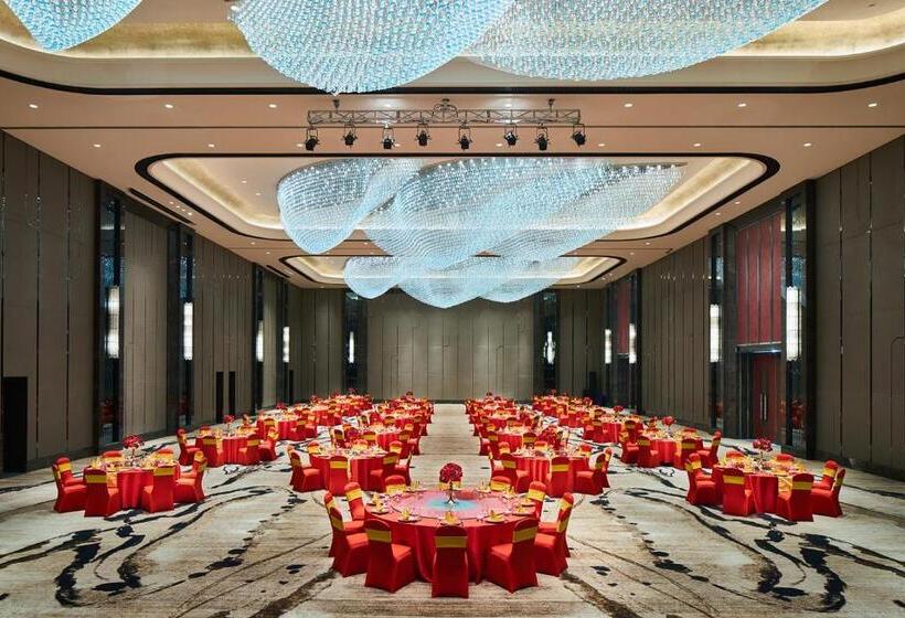 فندق Wanda Realm Qiqihar