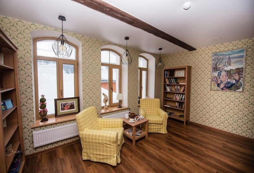 پانسیون Dacha Beliy Bereg