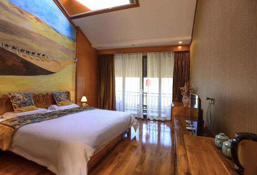 پانسیون Lugu Lake Life And Dream Cultural Inn