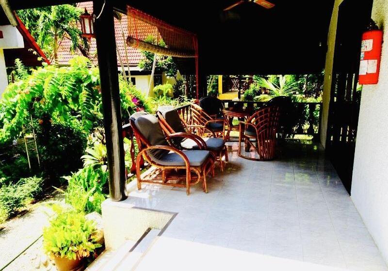 استراحتگاه Starbay Samui