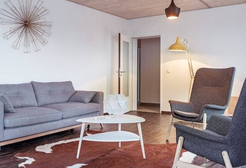 Vistay Apartments