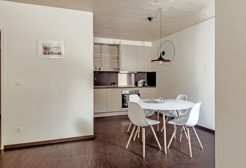 Vistay Apartments