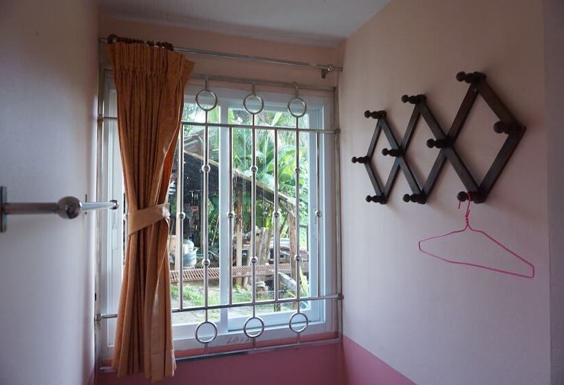 فندق B And B