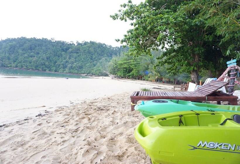 هتل Baan Suan Kayoo Cottage 2
