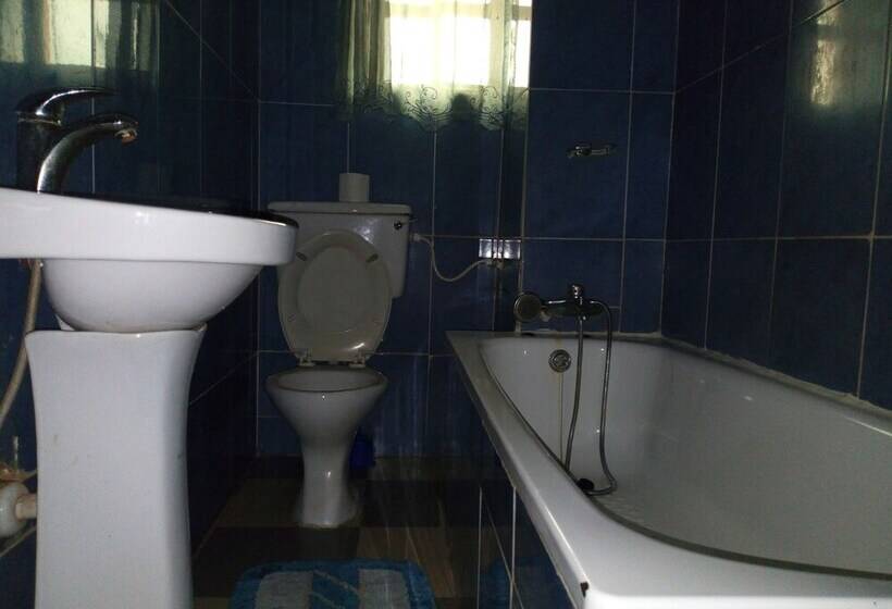 هتل Richanthonio Suites
