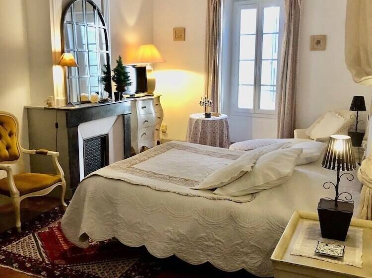 ベッドアンドブレックファースト L Orangerie Chambres D Hotes De Charme