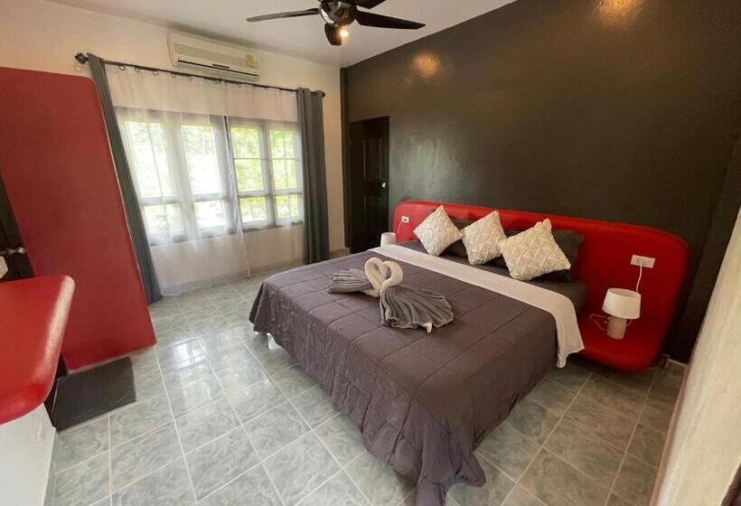 فندق Marilyn’s Resort Koh Samui