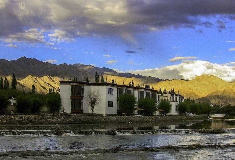 هتل The Nature Residency A Riverside Resort In Leh