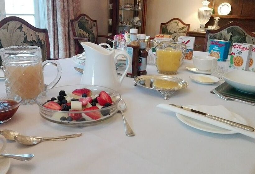 펜션 Carrick's At Castle Farm