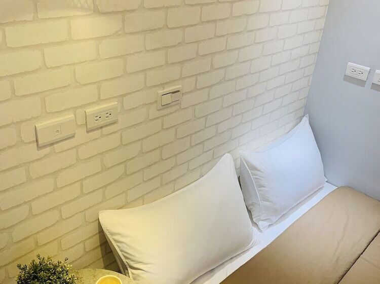 پانسیون Oyaji Guesthouse