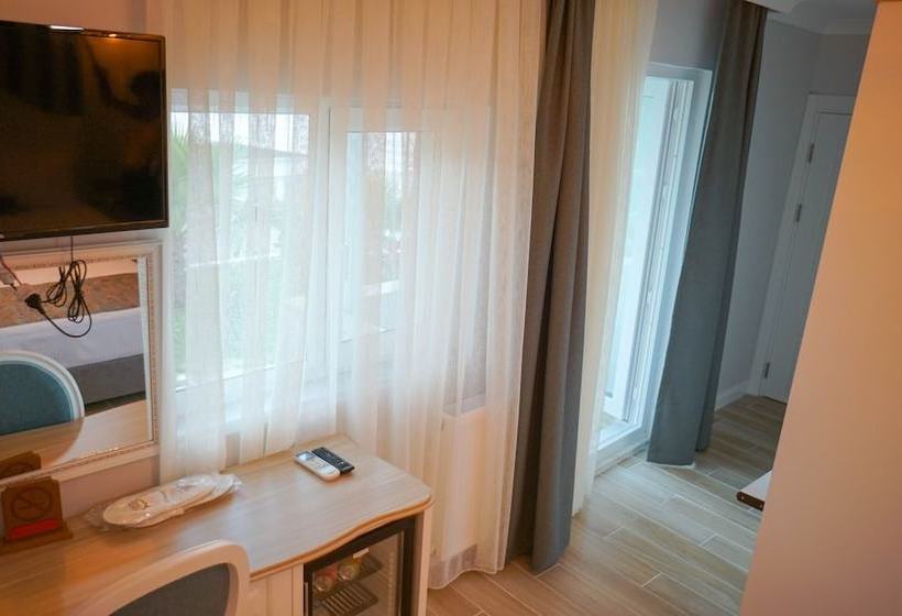 مبيت وإفطار Beyaz Ev