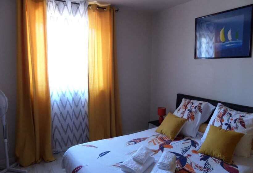 Bed and Breakfast Chambres D'hôtes Ronquer