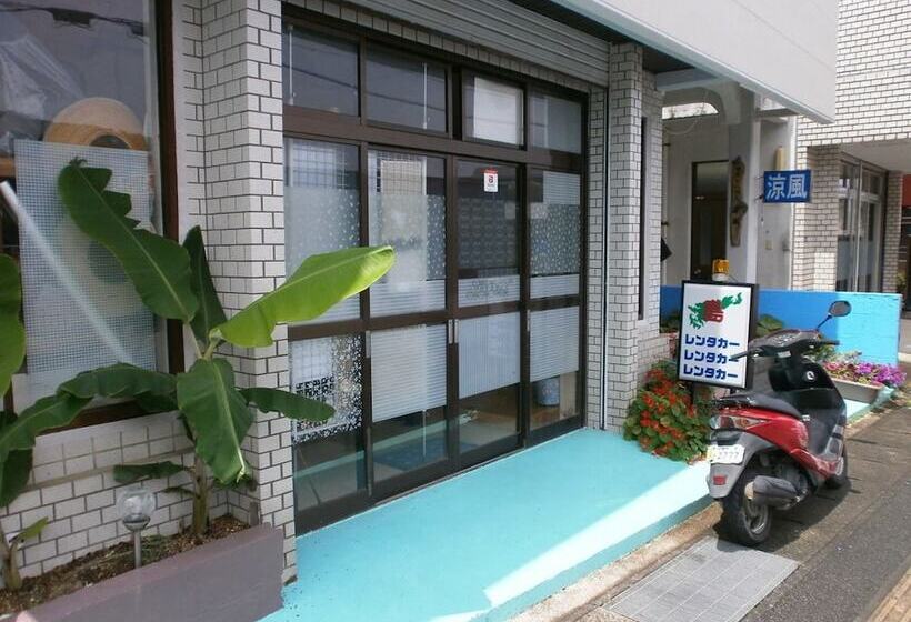 Guest House In Amami Ryoufuu   Hostel
