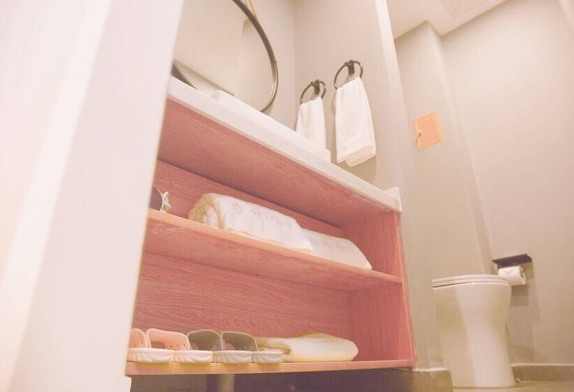 مسافرخانه The Yan House Tengchong