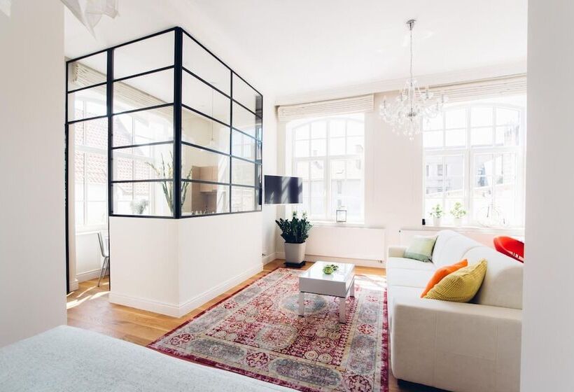 膳宿费 Adele Apartments