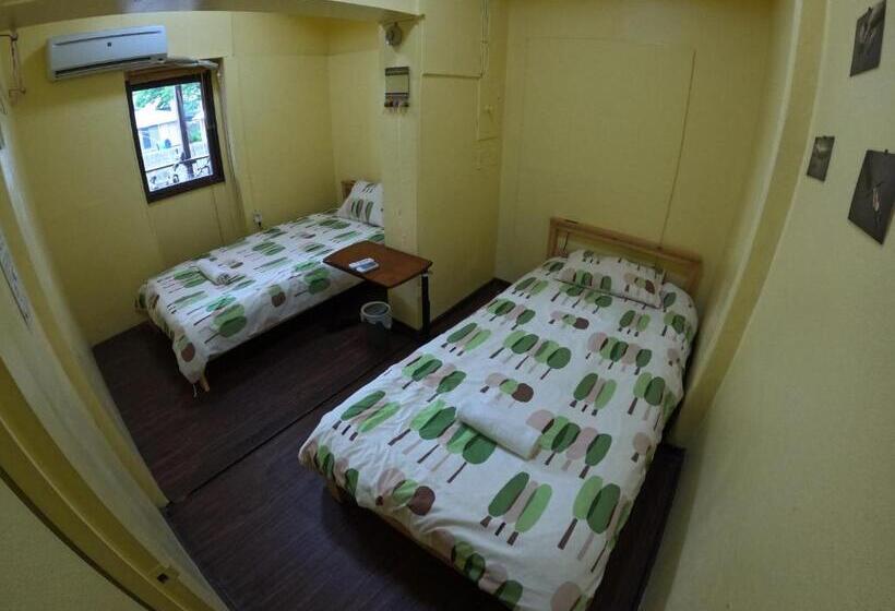ユースホステル Zamamia International Guesthouse