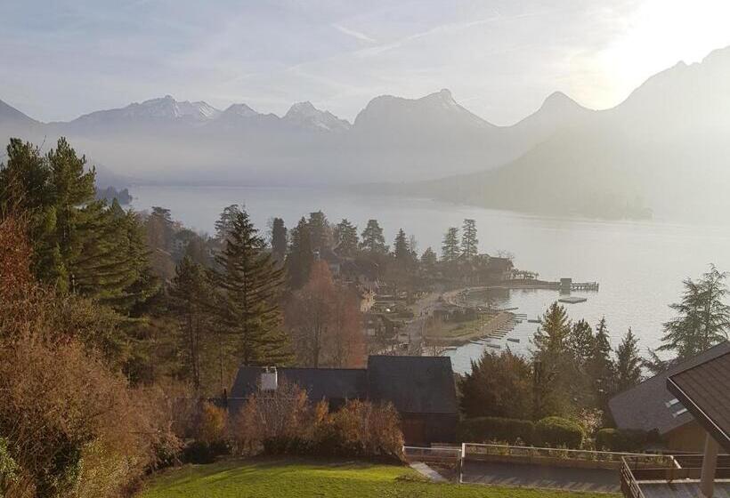 مبيت وإفطار Chalet Christine