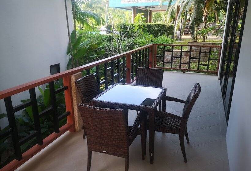 Baan Chom View Kamala