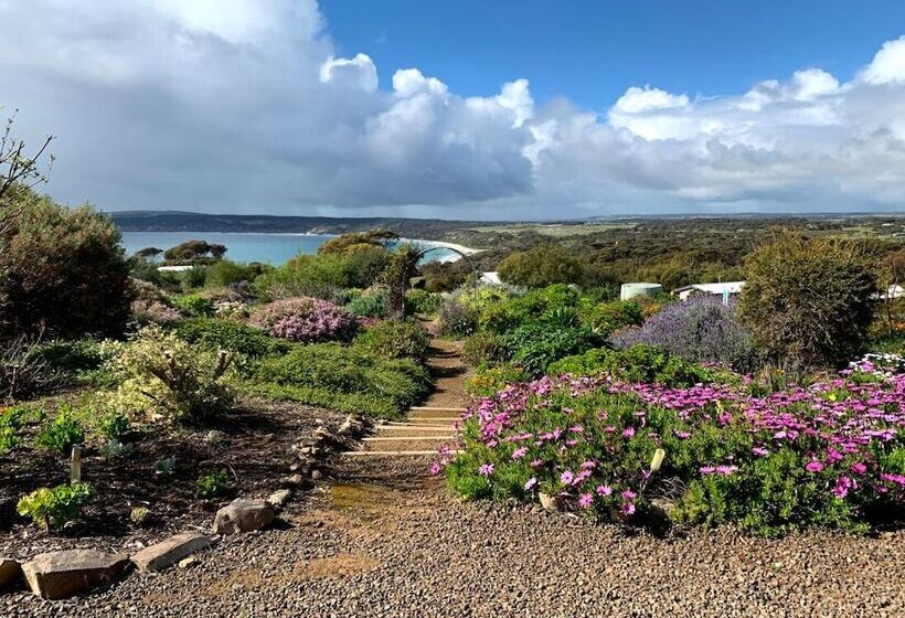 Emu Bay Holiday Homes