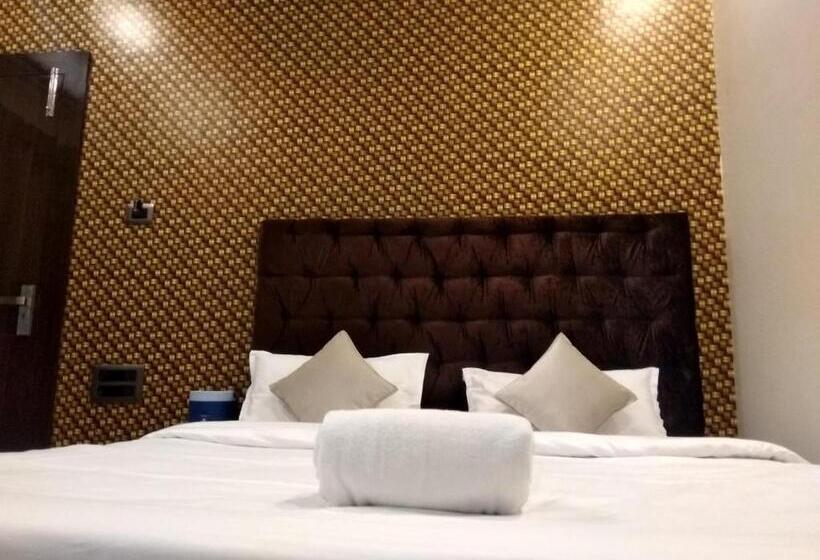 فندق Jk Rooms 126 Parashar Legacy   Opp Railway Station