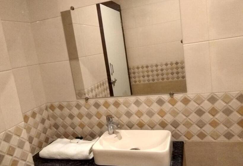 فندق Jk Rooms 126 Parashar Legacy   Opp Railway Station