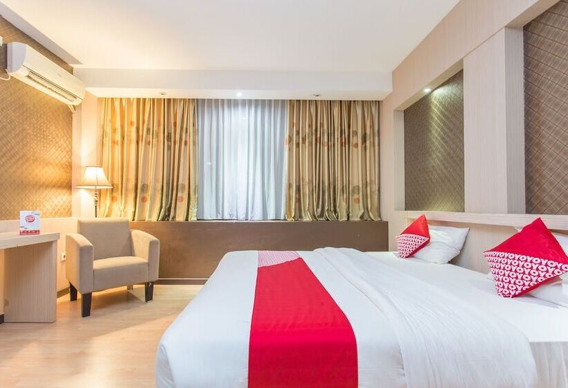 هتل Sejati By Oyo Rooms