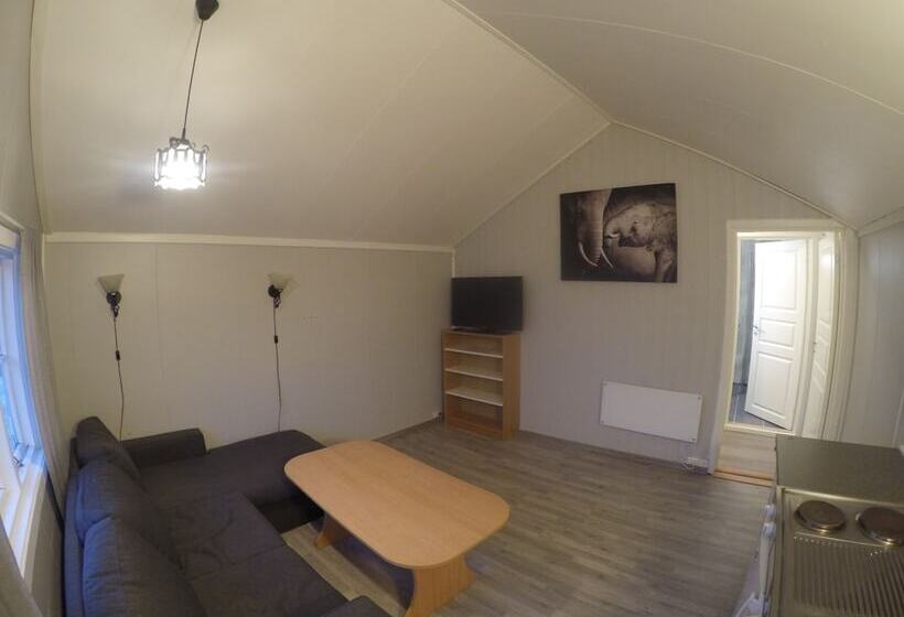 호스텔 Lundhøgda Camping Og Motell